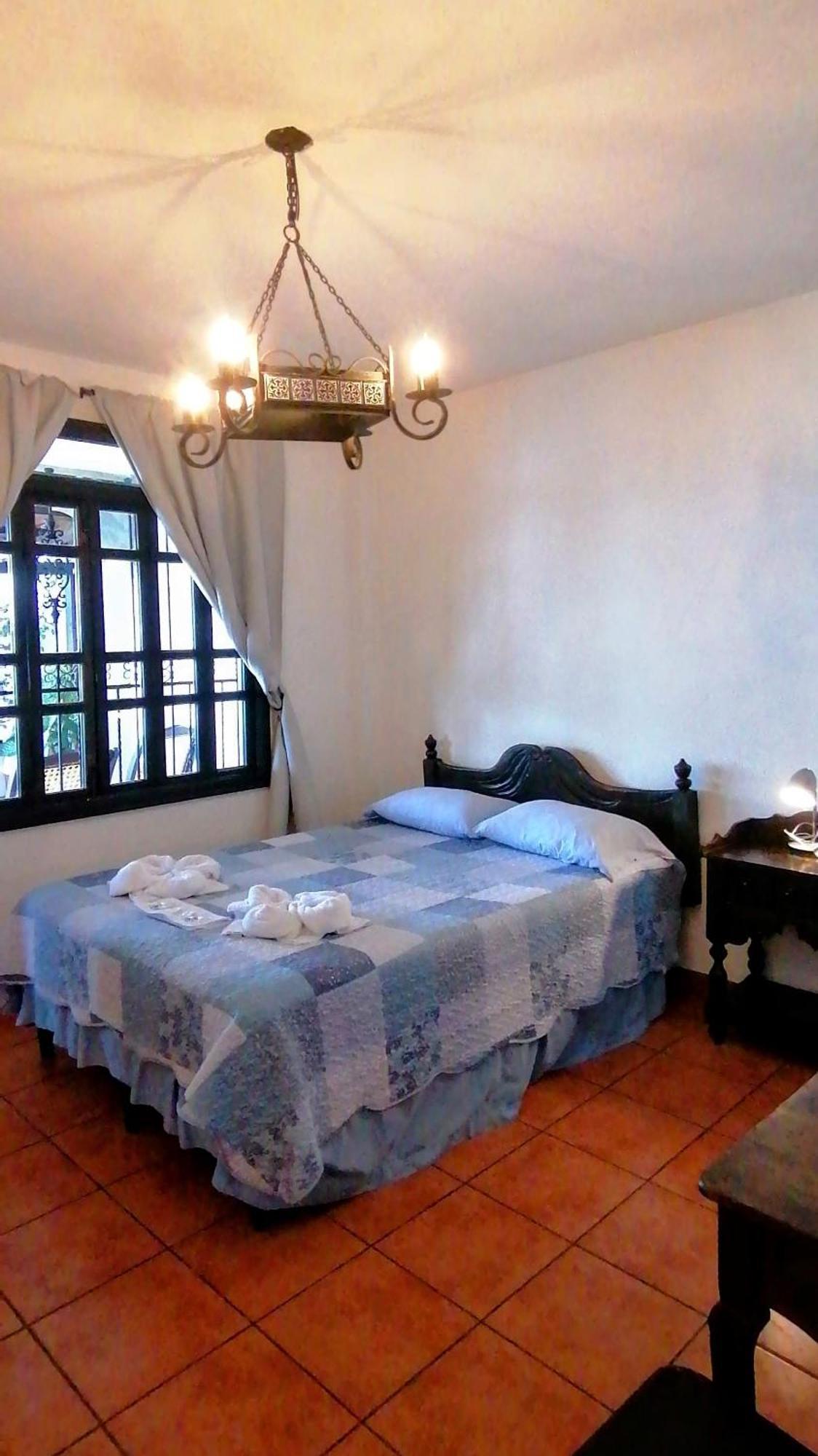 Mikaso Hotel San Pedro La Laguna Esterno foto