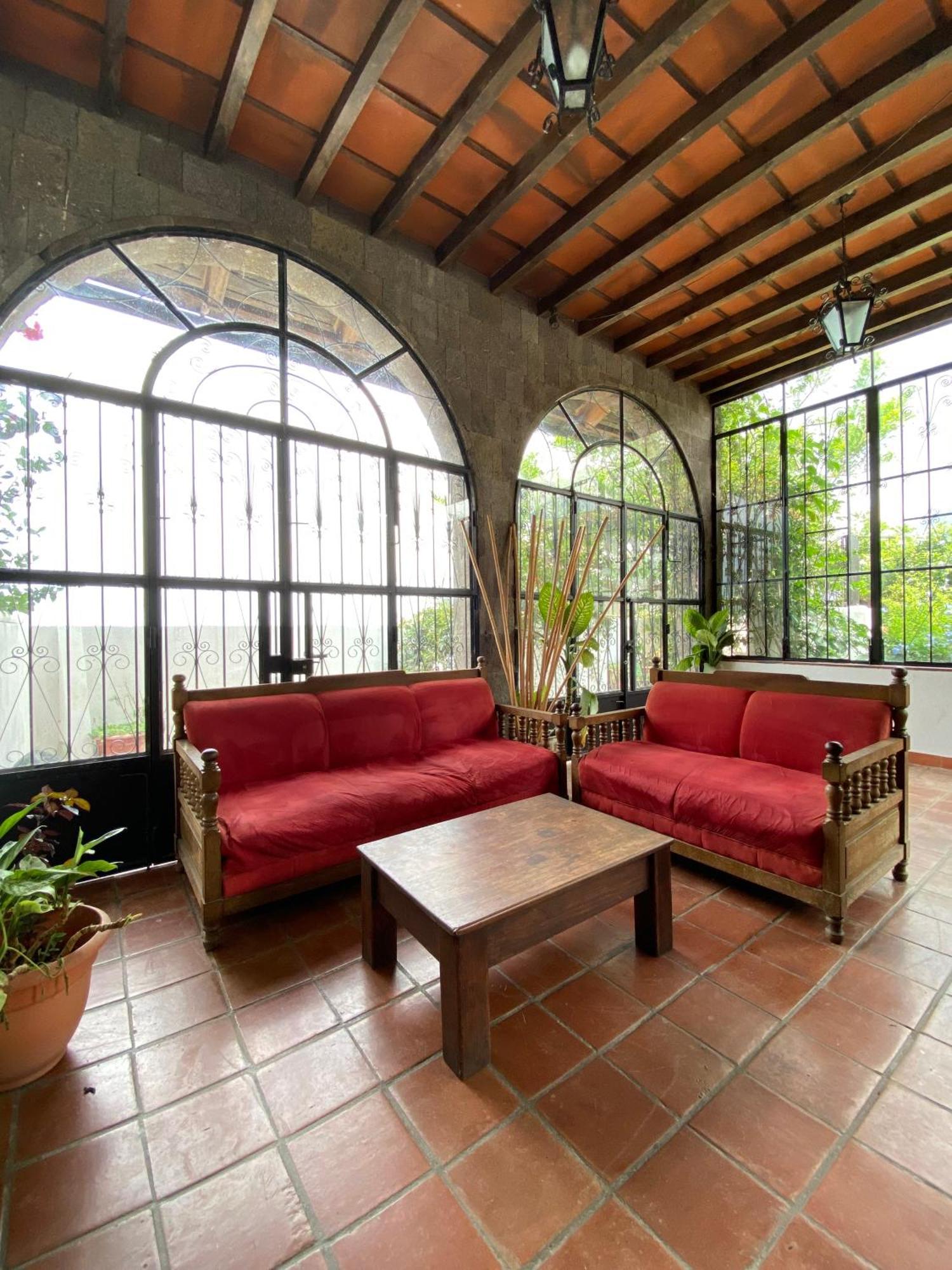 Mikaso Hotel San Pedro La Laguna Esterno foto