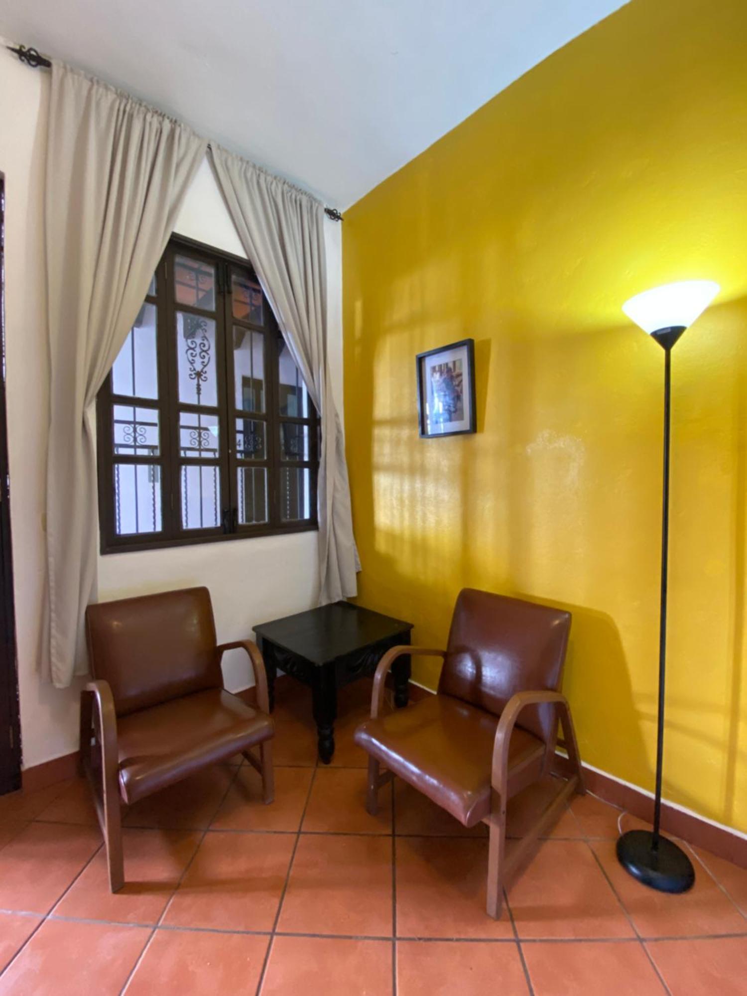Mikaso Hotel San Pedro La Laguna Esterno foto